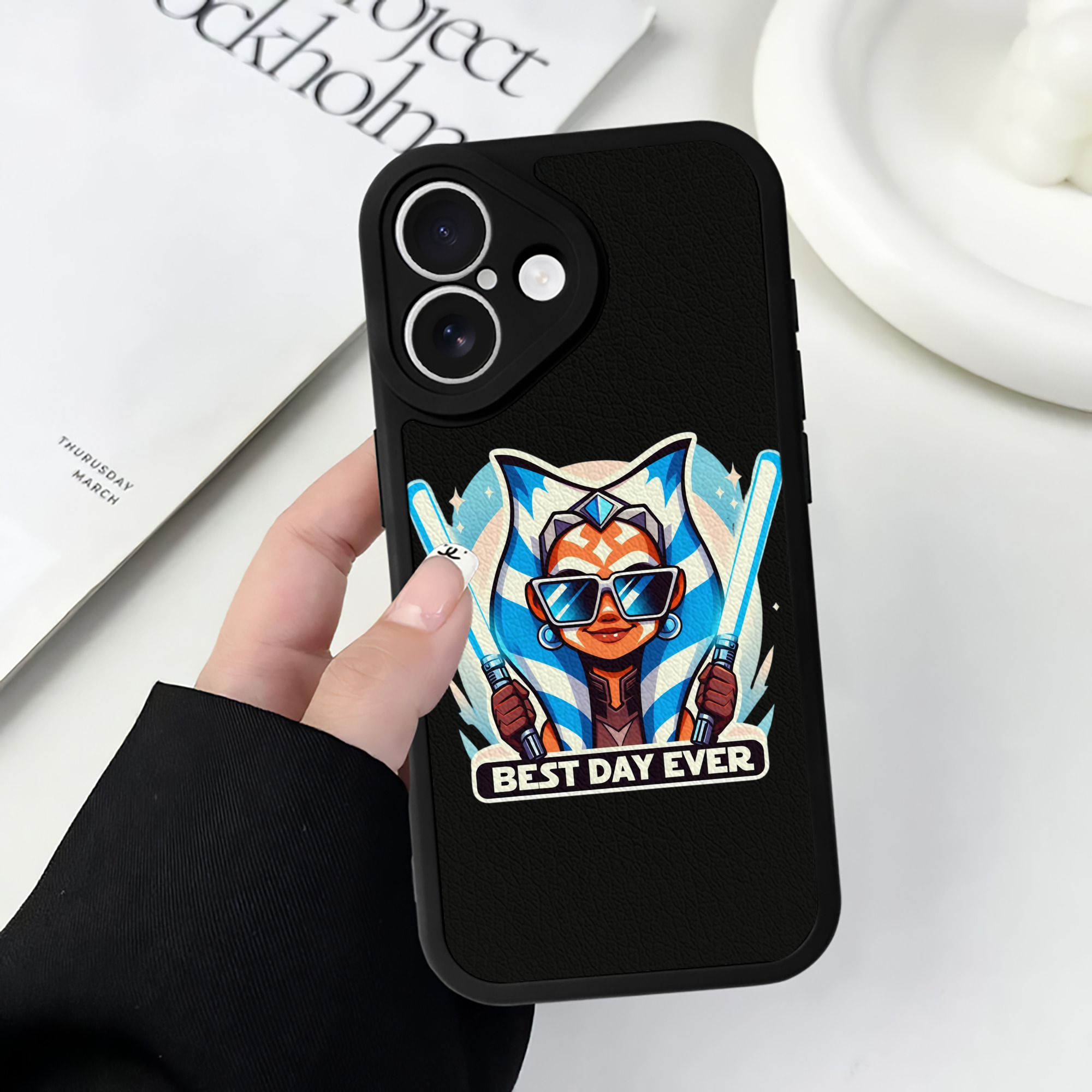 （画像用） スター・ウォーズ Star Wars 【iPhone 16シリーズ対応】シリコンスマホケース（レザー調） 材質：シリコン